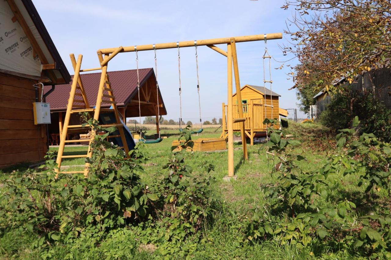 Fratole Villa Nielisz Exterior foto