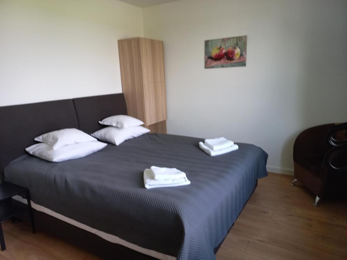 Fratole Villa Nielisz Exterior foto